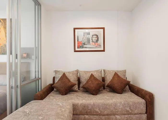 Fully Furnished Apt. 110 * Bangkok